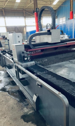 河南鄭州轉(zhuǎn)讓2018年武漢華俄激光切割機